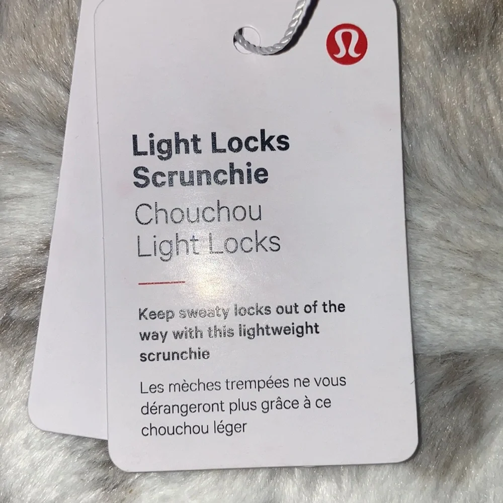 NWT LULULEMON Light Locks Scrunchie - Picture 10 of 16